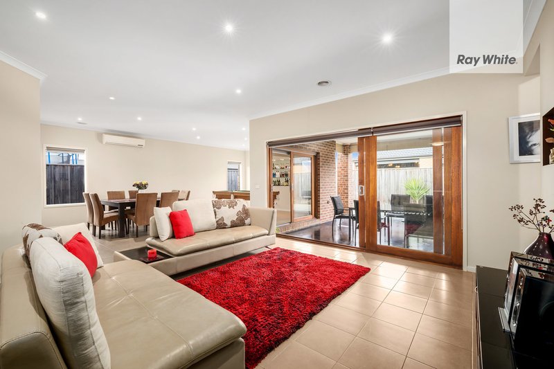 Photo - 3 Ginninderry Grange, Mernda VIC 3754 - Image 3