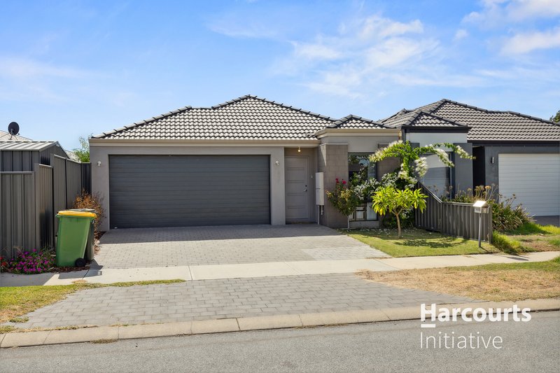 3 Gladalan Way, Piara Waters WA 6112