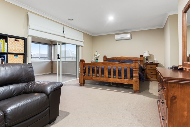 Photo - 3 Gladys Court, Berwick VIC 3806 - Image 13