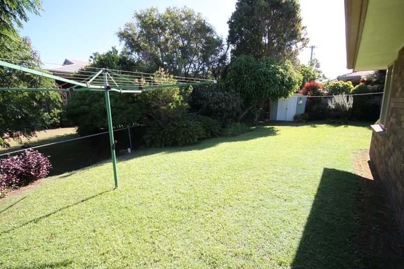 Photo - 3 Glen Ayr Drive, Banora Point NSW 2486 - Image 11