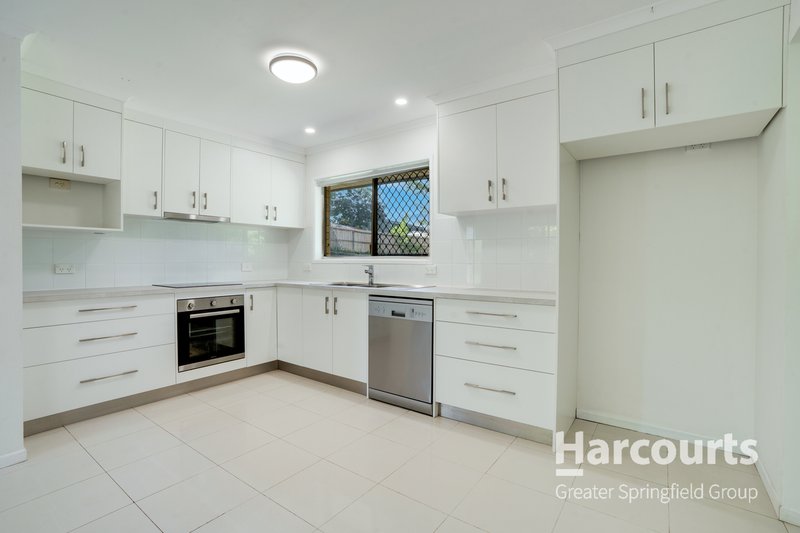 Photo - 3 Glen Eagle Court, Redbank Plains QLD 4301 - Image 3