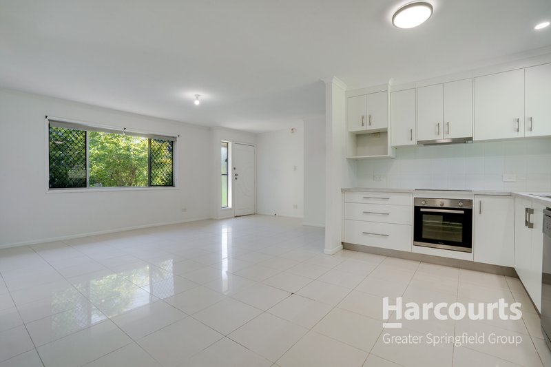 Photo - 3 Glen Eagle Court, Redbank Plains QLD 4301 - Image 5