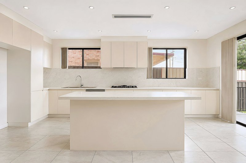 Photo - 3 Glenbrook Crescent, Georges Hall NSW 2198 - Image 3