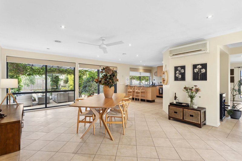 Photo - 3 Glenice Court, Woodend VIC 3442 - Image 3