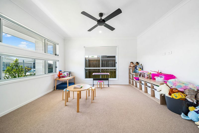 Photo - 3 Golden Cres , Palmview QLD 4553 - Image 7