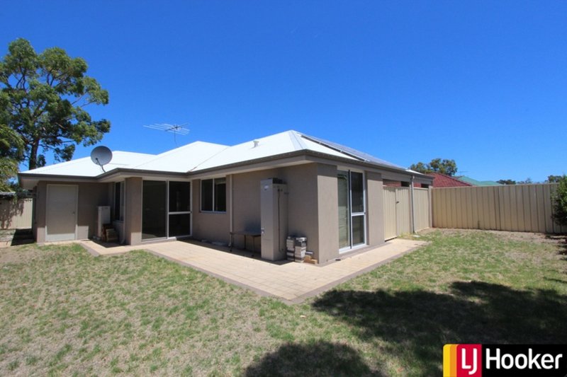 Photo - 3 Golden Grove, Coodanup WA 6210 - Image 15