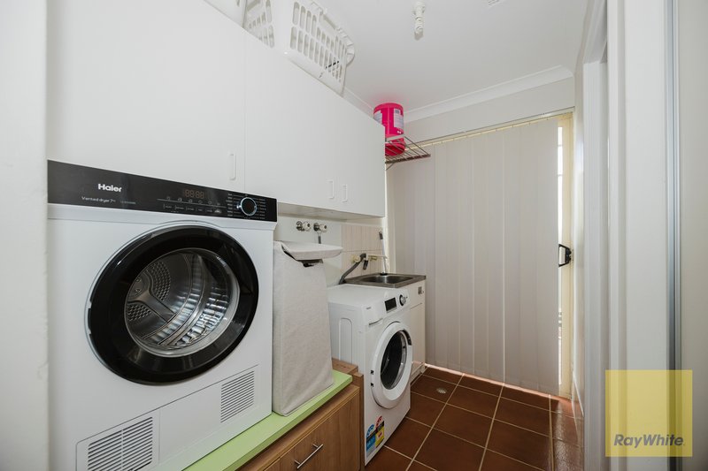 Photo - 3 Goldfinch Grove, Ballajura WA 6066 - Image 10