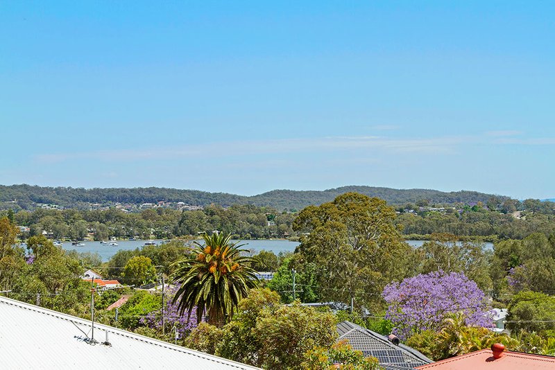 3 Goldsmith Avenue, Fennell Bay NSW 2283