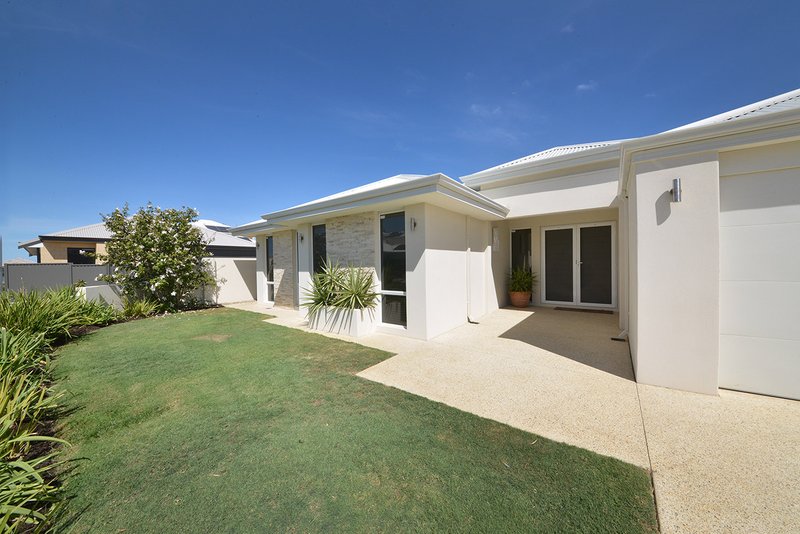 Photo - 3 Goodalli Street, Jindalee WA 6036 - Image 2