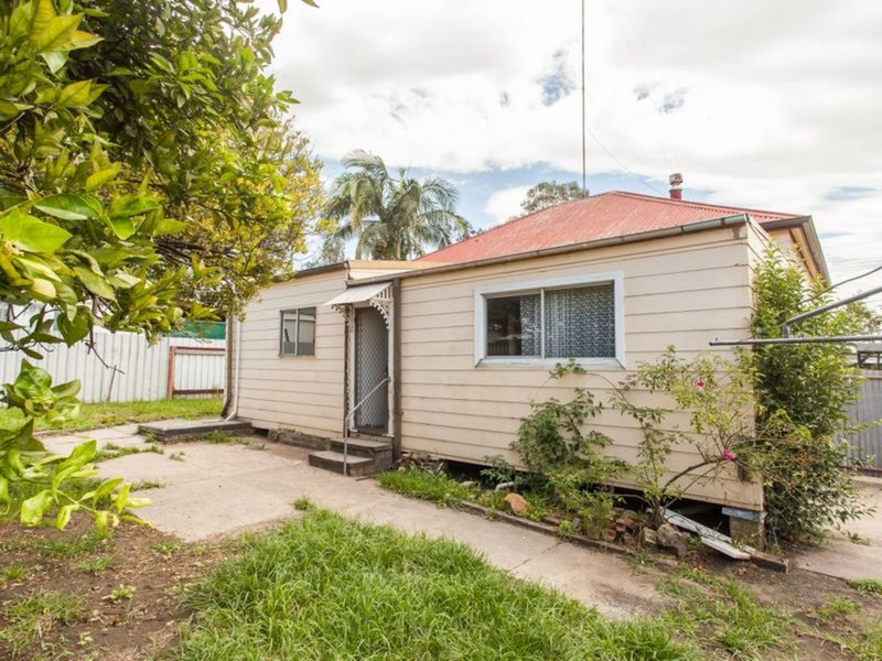 Photo - 3 Gordon Ave , Cessnock NSW 2325 - Image 7