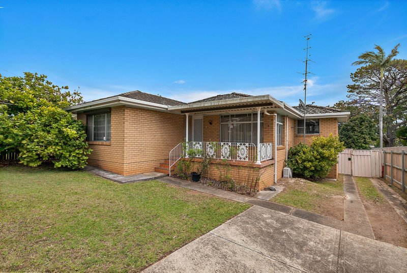 3 Gordon Avenue, Oak Flats NSW 2529