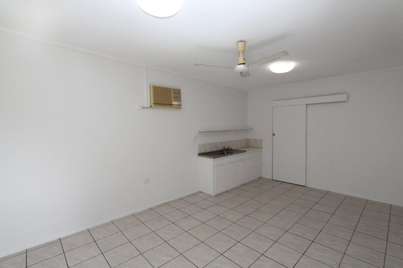 Photo - 3 Gould Place, Ayr QLD 4807 - Image 5