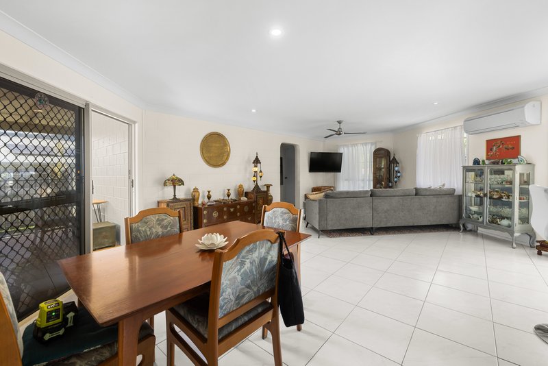 Photo - 3 Grace Avenue, Cannonvale QLD 4802 - Image 9