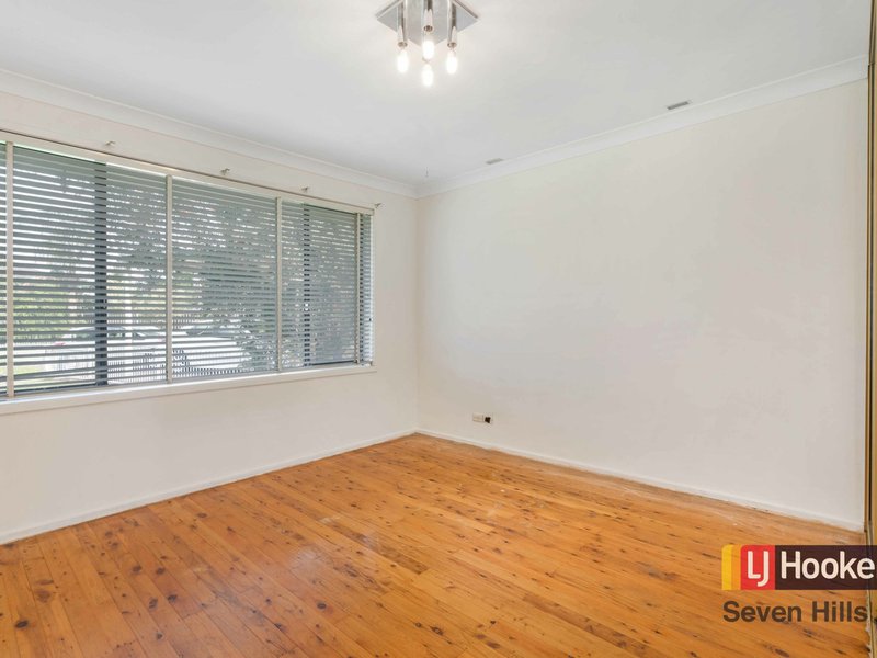 Photo - 3 Grady Gardens, Smithfield NSW 2164 - Image 7