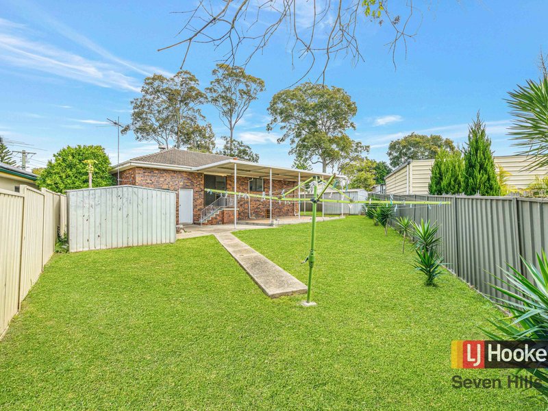 Photo - 3 Grady Gardens, Smithfield NSW 2164 - Image 13