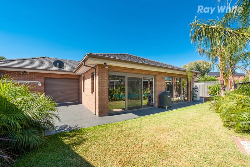 Photo - 3 Grampians Drive, South Morang VIC 3752 - Image 13