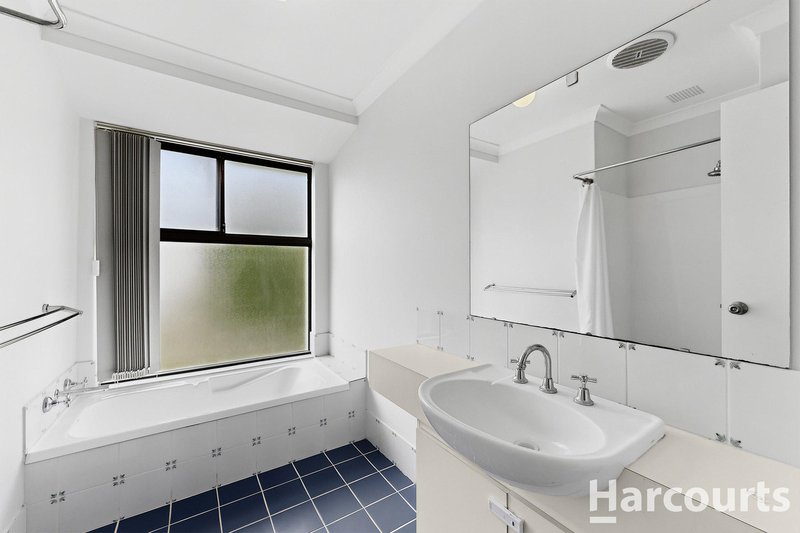 Photo - 3 Grangemouth Turn, Kinross WA 6028 - Image 16