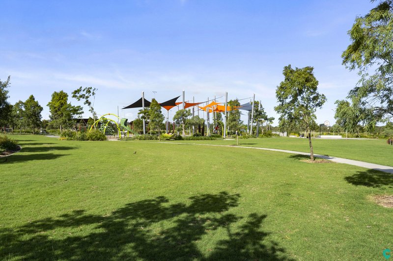 Photo - 3 Great Sandy Circuit, Pimpama QLD 4209 - Image 13