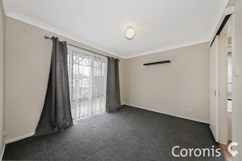 Photo - 3 Green Place, Durack QLD 4077 - Image 2