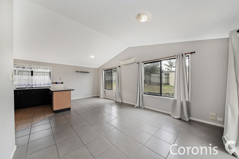 Photo - 3 Green Place, Durack QLD 4077 - Image 9