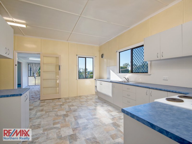 Photo - 3 Green Street, Ebbw Vale QLD 4304 - Image 6