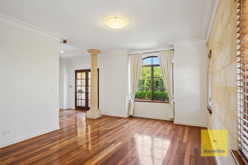 Photo - 3 Greenberry Close, Mount Claremont WA 6010 - Image 7