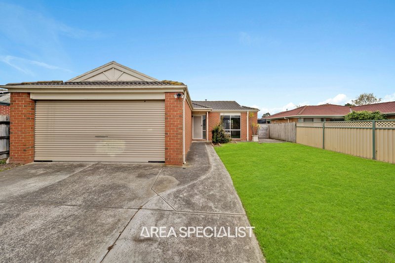 3 Greenmantle Close, Cranbourne West VIC 3977