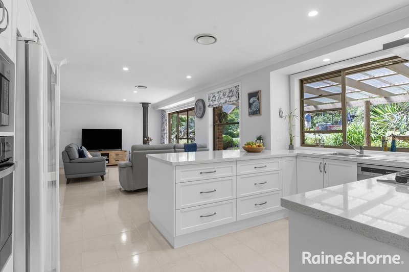 Photo - 3 Greenview Close, Ulladulla NSW 2539 - Image 3