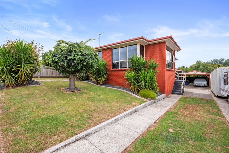 Photo - 3 Greenway Avenue, Devonport TAS 7310 - Image 2