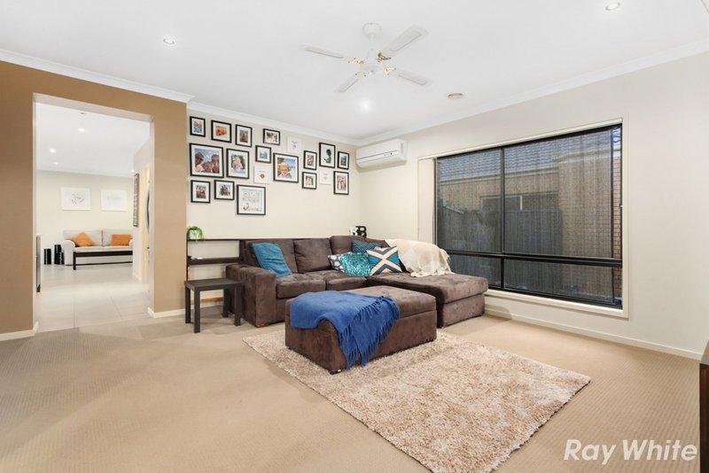 Photo - 3 Greenway Drive, Pakenham VIC 3810 - Image 6