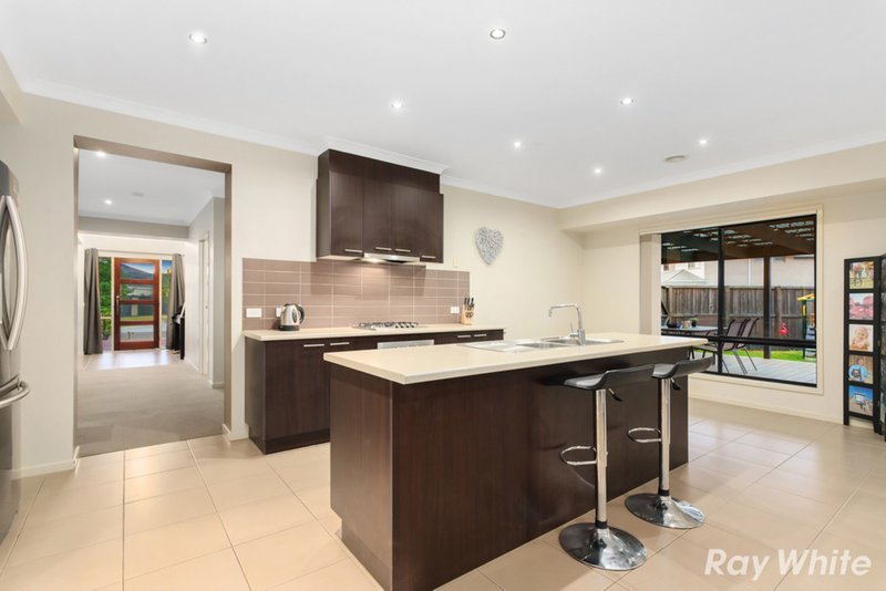 Photo - 3 Greenway Drive, Pakenham VIC 3810 - Image 7