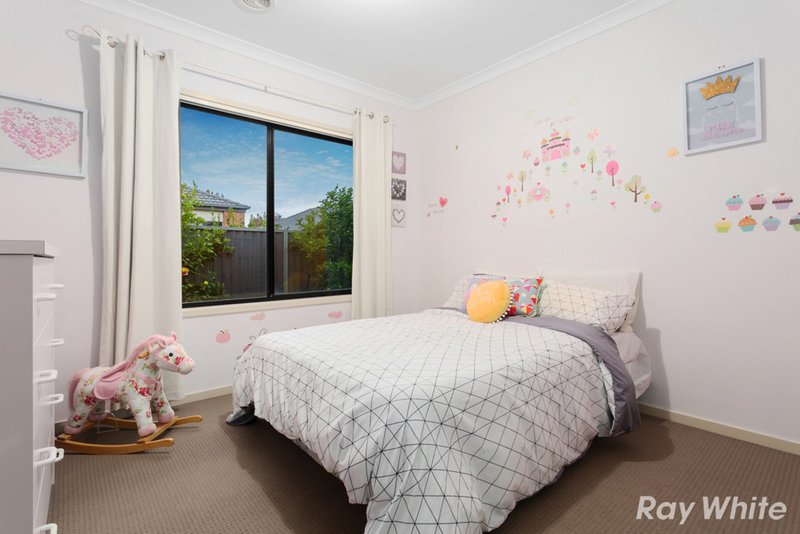 Photo - 3 Greenway Drive, Pakenham VIC 3810 - Image 11