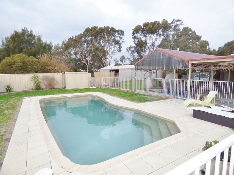 Photo - 3 Gregory Court, Horsham VIC 3400 - Image 10