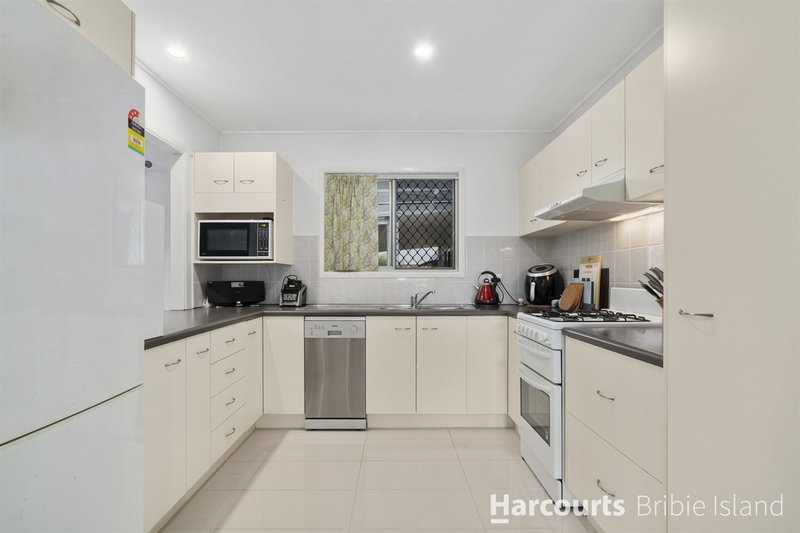 Photo - 3 Gregory Street, Bongaree QLD 4507 - Image 4