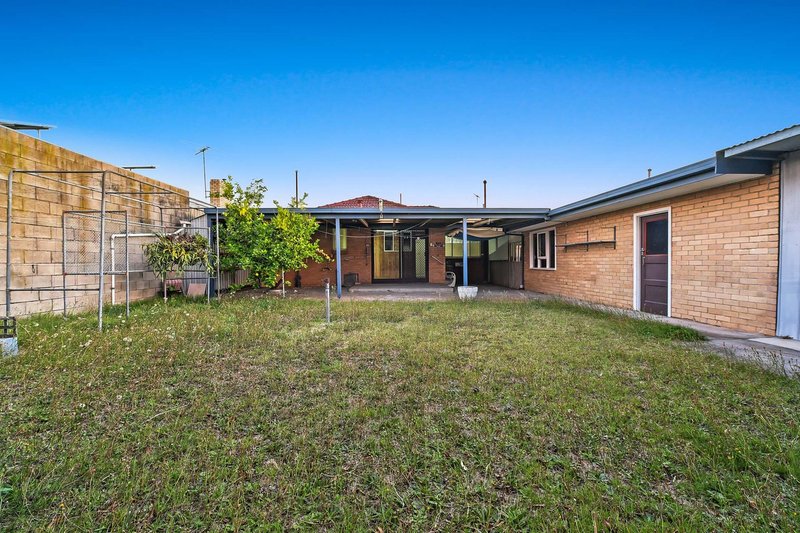 Photo - 3 Gretana Street, Dandenong VIC 3175 - Image 16