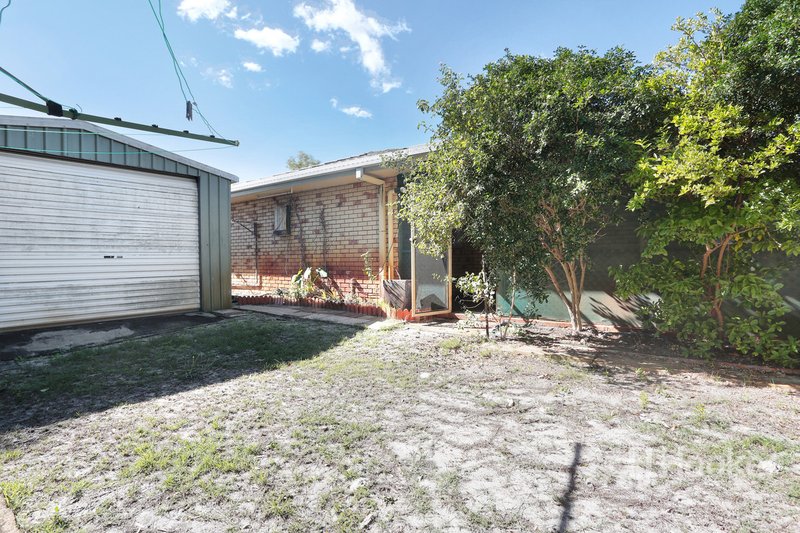 Photo - 3 Gretel Drive, Beachmere QLD 4510 - Image 3