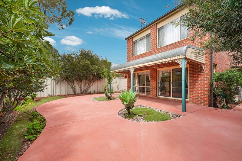 Photo - 3 Gum Leaf Place, Craigieburn VIC 3064 - Image 9