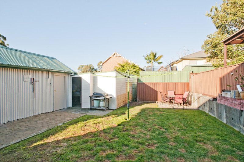 Photo - 3 Gwyther Avenue, Bulli NSW 2516 - Image 11