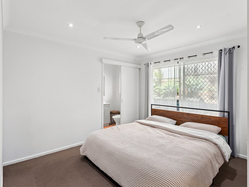 Photo - 3 Hakea Court, Narangba QLD 4504 - Image 6