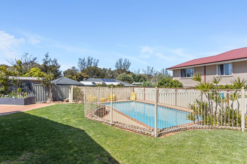 Photo - 3 Hakea Place, Sorrento WA 6020 - Image 20