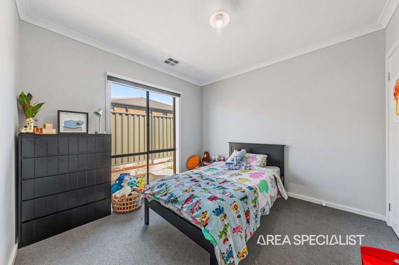 Photo - 3 Hakuba Way, Pakenham VIC 3810 - Image 17