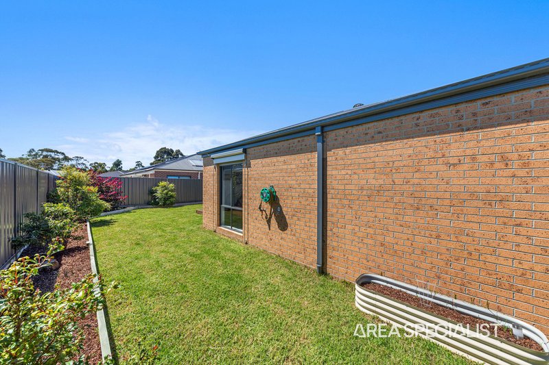 Photo - 3 Hakuba Way, Pakenham VIC 3810 - Image 23