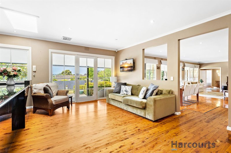 Photo - 3 Halcyon Drive, Wheelers Hill VIC 3150 - Image 4