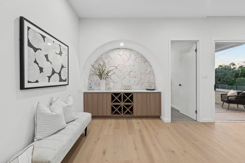 Photo - 3 Hall Avenue, Norman Park QLD 4170 - Image 3