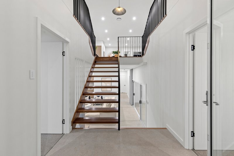 Photo - 3 Hall Avenue, Norman Park QLD 4170 - Image 12