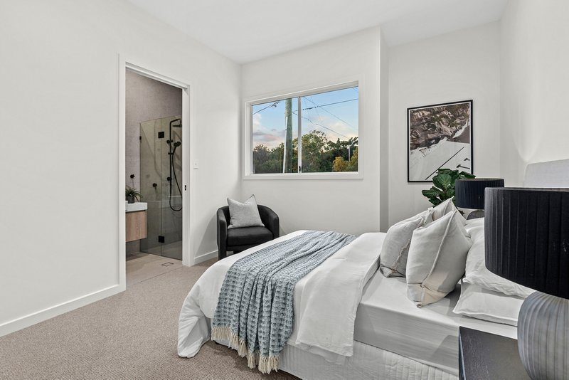 Photo - 3 Hall Avenue, Norman Park QLD 4170 - Image 25