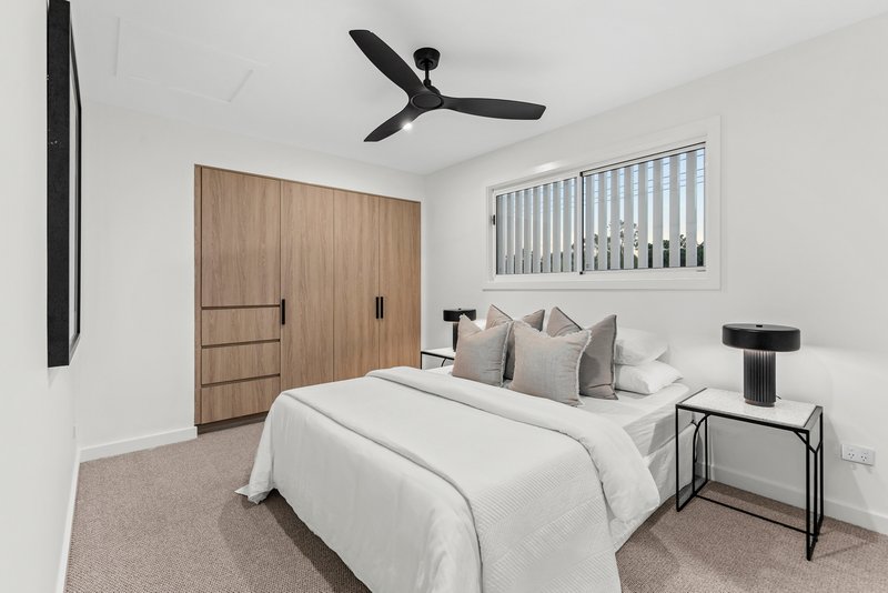 Photo - 3 Hall Avenue, Norman Park QLD 4170 - Image 27