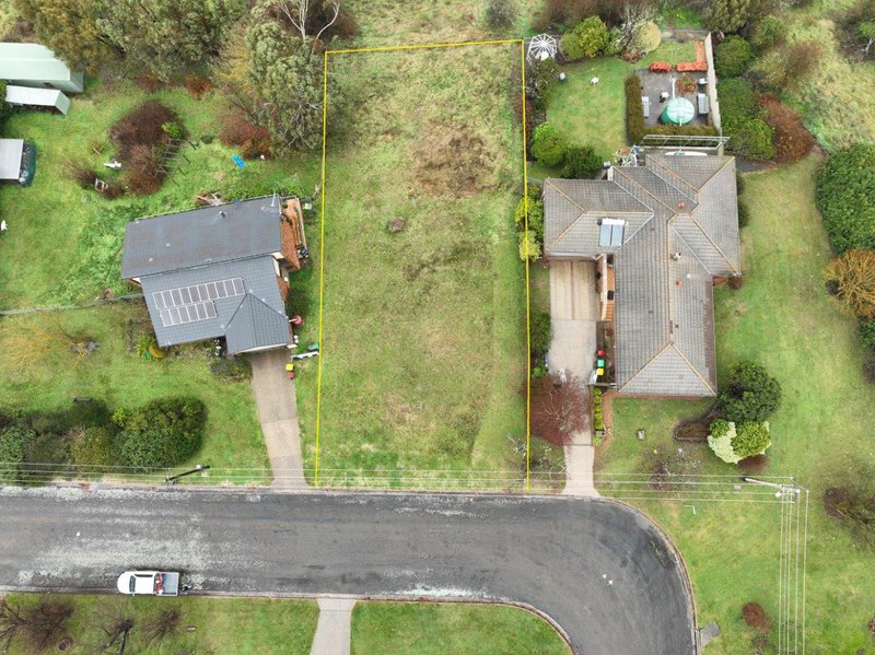 Photo - 3 Hall Crescent, Crookwell NSW 2583 - Image 3