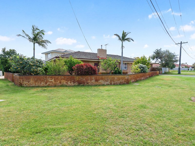 Photo - 3 Halvorson Road, Morley WA 6062 - Image 5