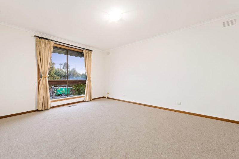 Photo - 3 Hamilton Street, Kew East VIC 3102 - Image 6